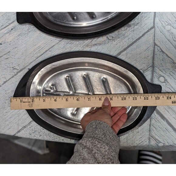 Vintage Nordic Ware Metal Steak Plates With Black Platter Tray #1112 set of 2 - Picture 7 of 8